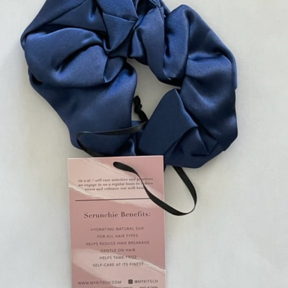 Hair Scrunchie - Picture 2 of 5
